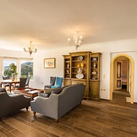 Giasemi Villa